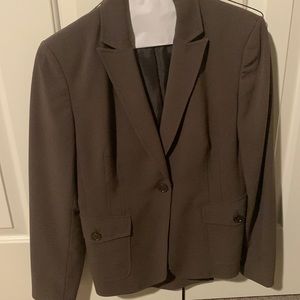 Calvin Klein - Olive Green  pants suit size 2 Really Nice!
